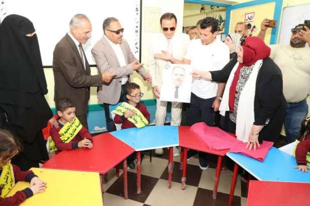 {"description":"\u0648\u0632\u064a\u0631 \u0627\u0644\u0634\u0628\u0627\u0628 \u0648\u0627\u0644\u0631\u064a\u0627\u0636\u0629 \u064a\u062a\u0641\u0642\u062f \u0631\u0648\u0636\u0629 \u0637\u0627\u0631\u0642 \u0639\u0644\u0627\u0645 \u0644\u0630\u0648\u064a \u0627\u0644\u0647\u0645\u0645 \u0648\u0645\u0631\u0643\u0632 \u0637\u0628\u064a \u0628\u0627\u0644\u063a\u0627\u0631"}