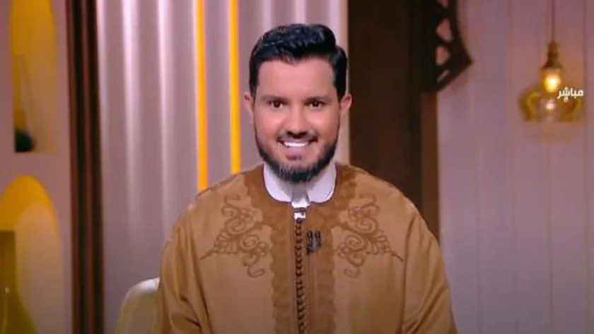 أحمد الطلحي: سيدنا النبي له 10 خصال ليست مثل البشر (فيديو)