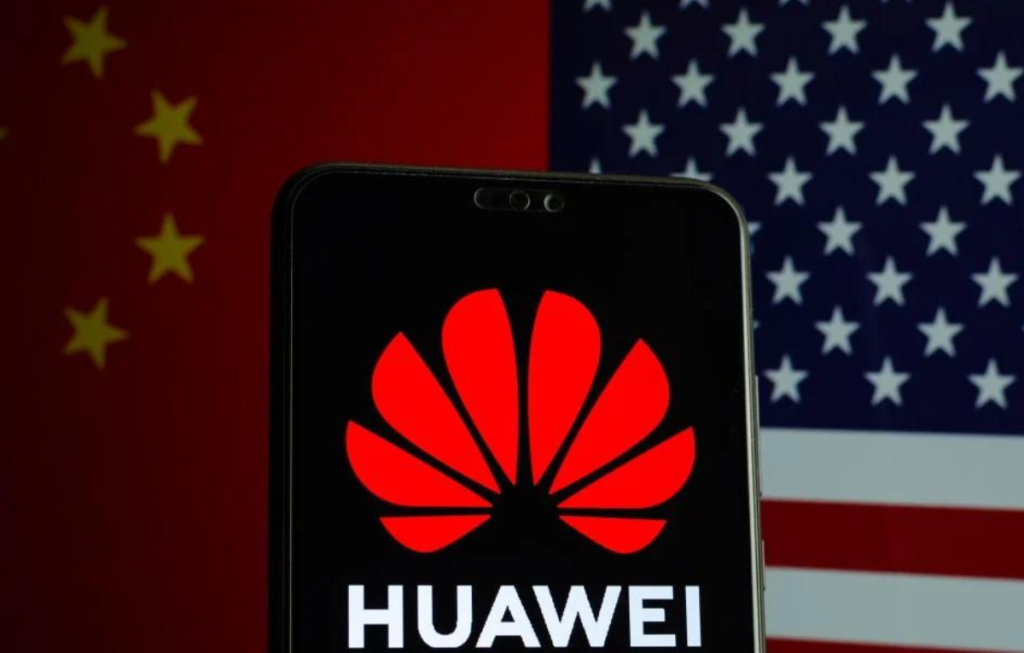 هواوي تتخلى عن ويندوز في أجهزة حواسيبها