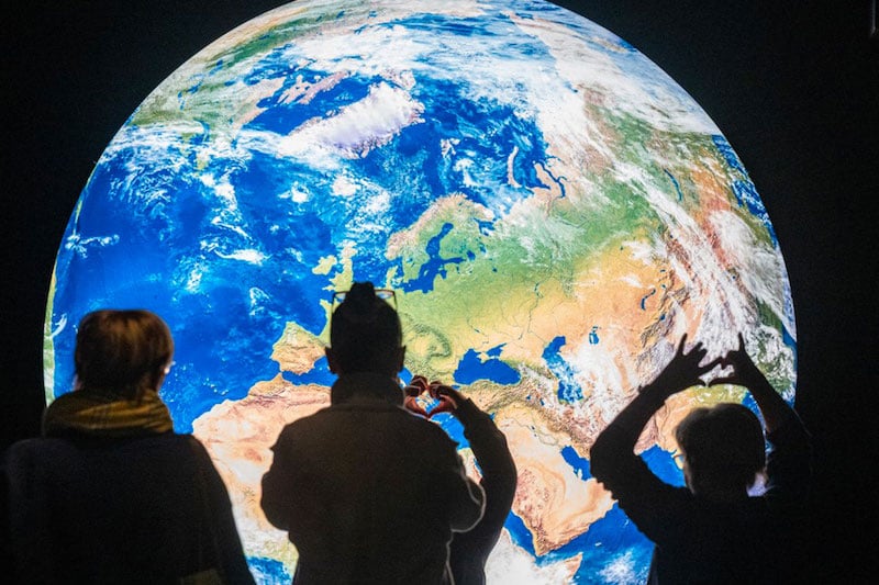 الذكاء الاصطناعي يسرع وتيرة أزمة المناخ