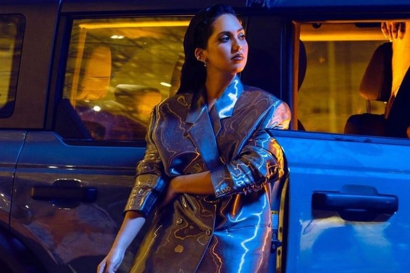 بنشليخة تغني لـ”أمهات النوادي الليلية”