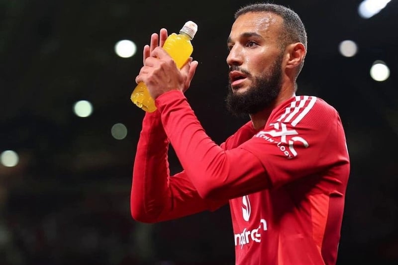 نجم مانشستر السابق ينوّه بأداء مزراوي