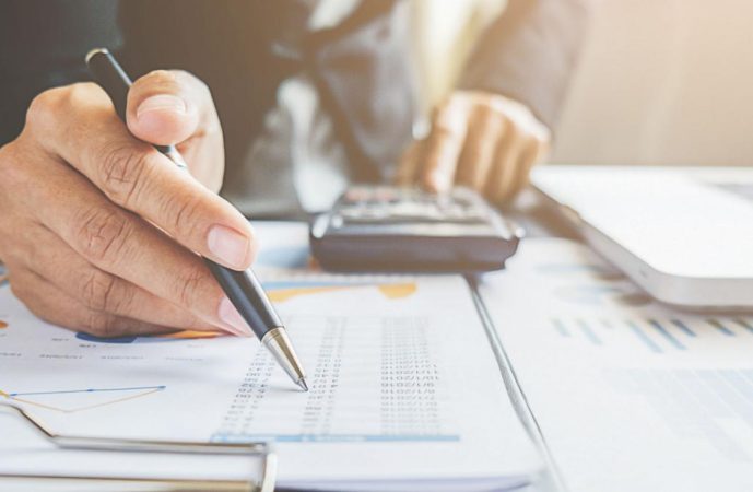 مكتب الصرف يقول إن العجز التجاري ارتفع بـ1,1% خلال السبعة أشهر الأولى من عام 2024