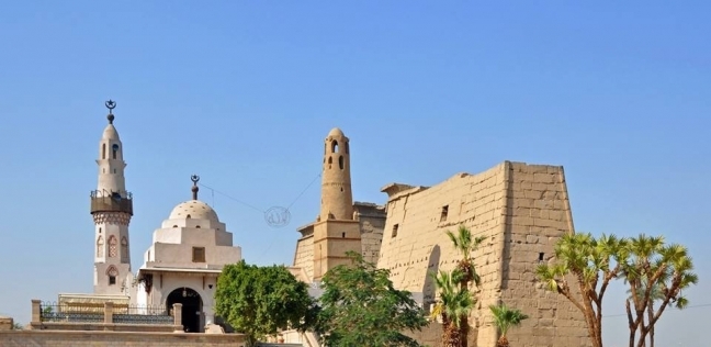 مسجد أبي الحجاج الأقصري.. رمز الألفة بين الحضارات وملتقى السائحين