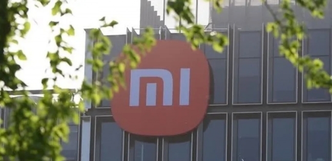 هاتف ينقسم إلى نصفين.. براءة اختراع جديدة تكسر قواعد الهواتف الذكية