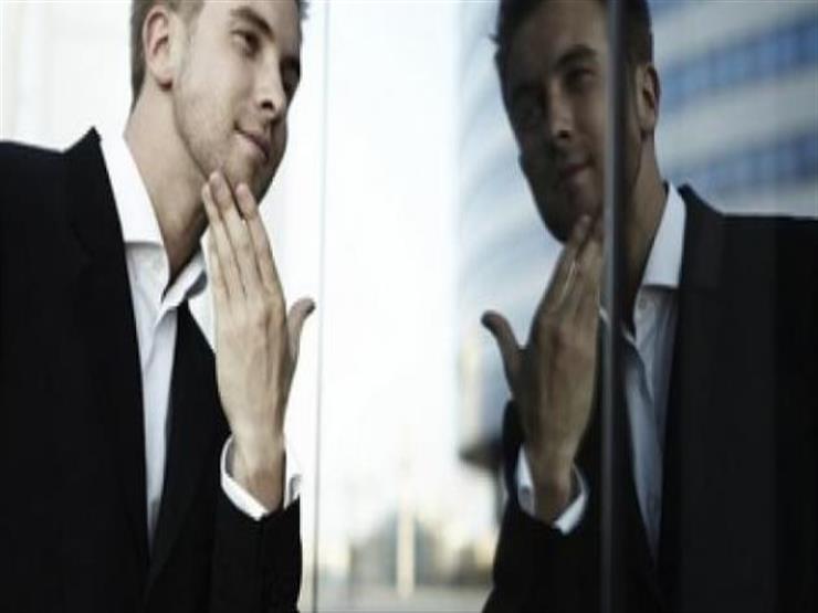 لا تدعهم يخدعوك.. 6 عبارات يستخدمها النرجسيون للتلاعب بك