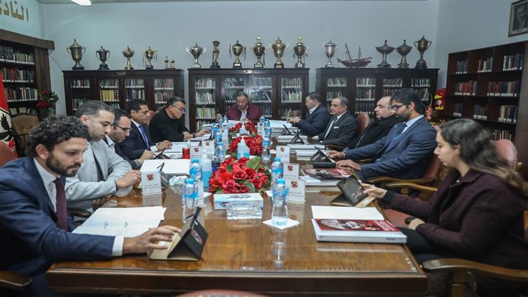 “لاختيار نائب الرئيس و12 بنداً آخر”.. الأهلي يوجه دعوة لأعضائه لاجتماع جمعية عمومية عادية