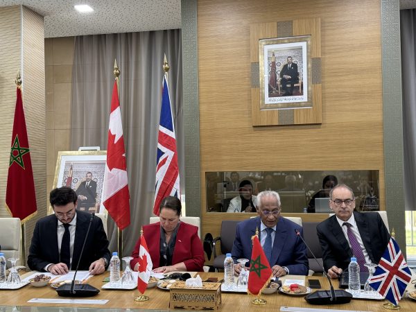 بتمويل بريطاني وكندي.. إطلاق برنامج لتكوين مختصين نفسيين في محاربة التطرف العنيف بالسجون