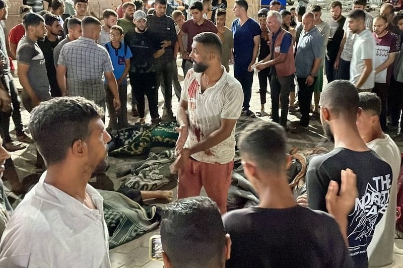 مقتل 21 شخصا في غارة إسرائيلية على مسجد