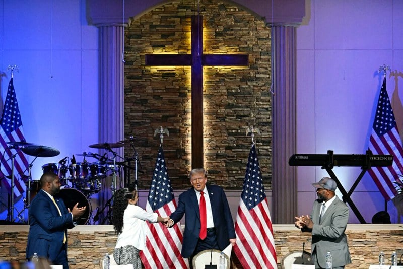 كيف يحضر التأثير الديني في السباق الانتخابي نحو رئاسة الولايات المتحدة؟