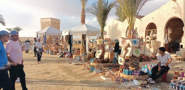 «وادى الريان» بين السحر والجمال.. انتعاش السياحة بفضل الحرف اليدوية في الفيوم