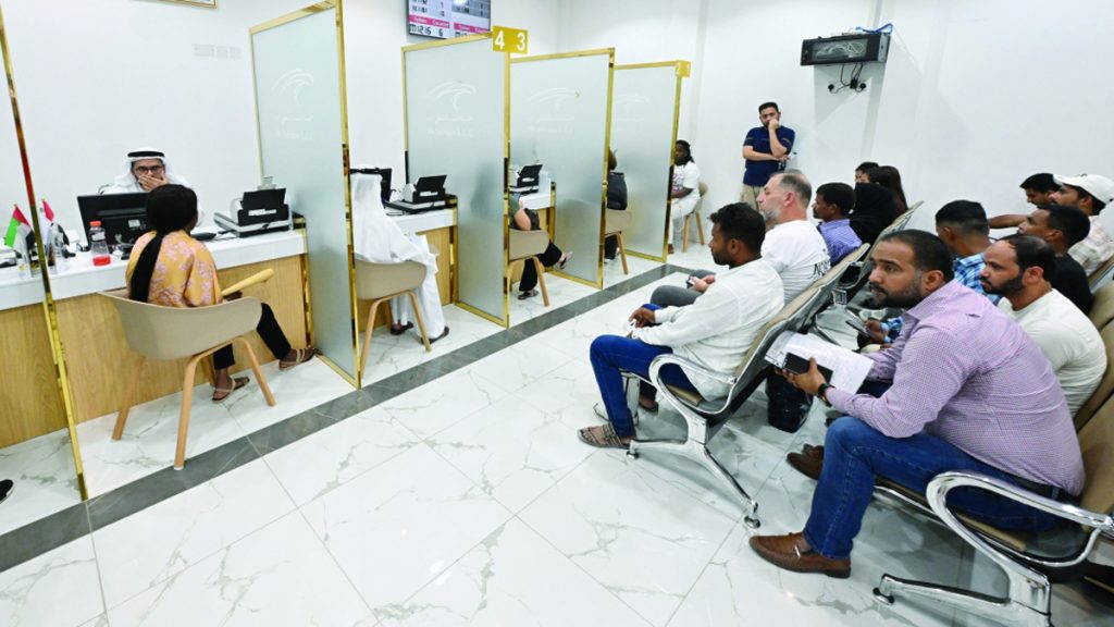 تمديد مهلة تسوية أوضاع مخالفي الإقامة إلى 31 ديسمبر