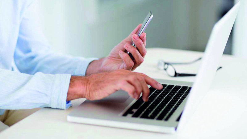 بنوك تحمي بيانات المتعاملين بإنجاز معاملات التمويل عبر التطبيقات الذكية