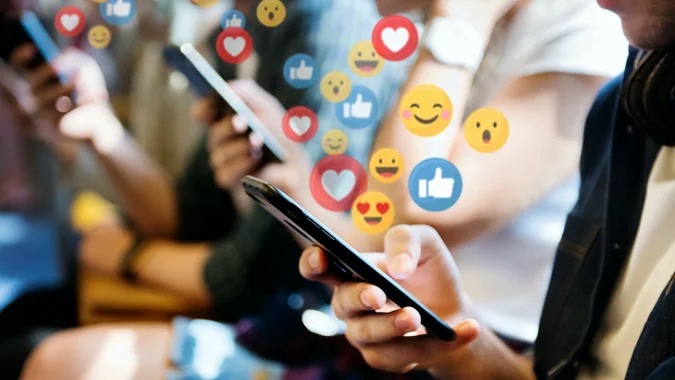 45 مليون مستخدم لمنصات التواصل الاجتماعي في الإمارات والسعودية 2024