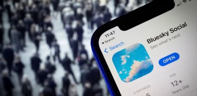 تراجع أعداد مستخدمي «إكس» لصالح «بلوسكاي».. السر في الانتخابات الأمريكية