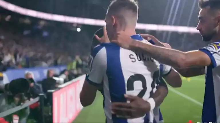 ريال سوسيداد يفوز على برشلونة في الدوري الإسباني