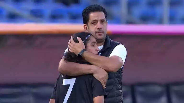 “شاركت في أفريقيا”.. 15 صورة لـ حبيبة عصام “ميسي” الكرة النسائية المتألقة الأهلي