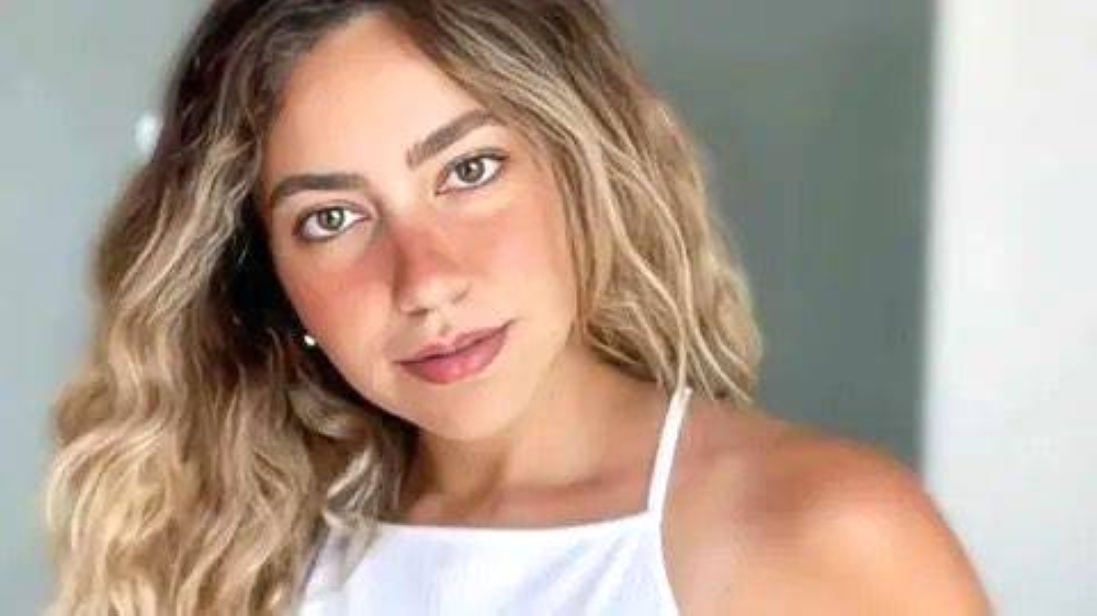 «التخسيس» يصيب الفنانة هند بشلل المعدة