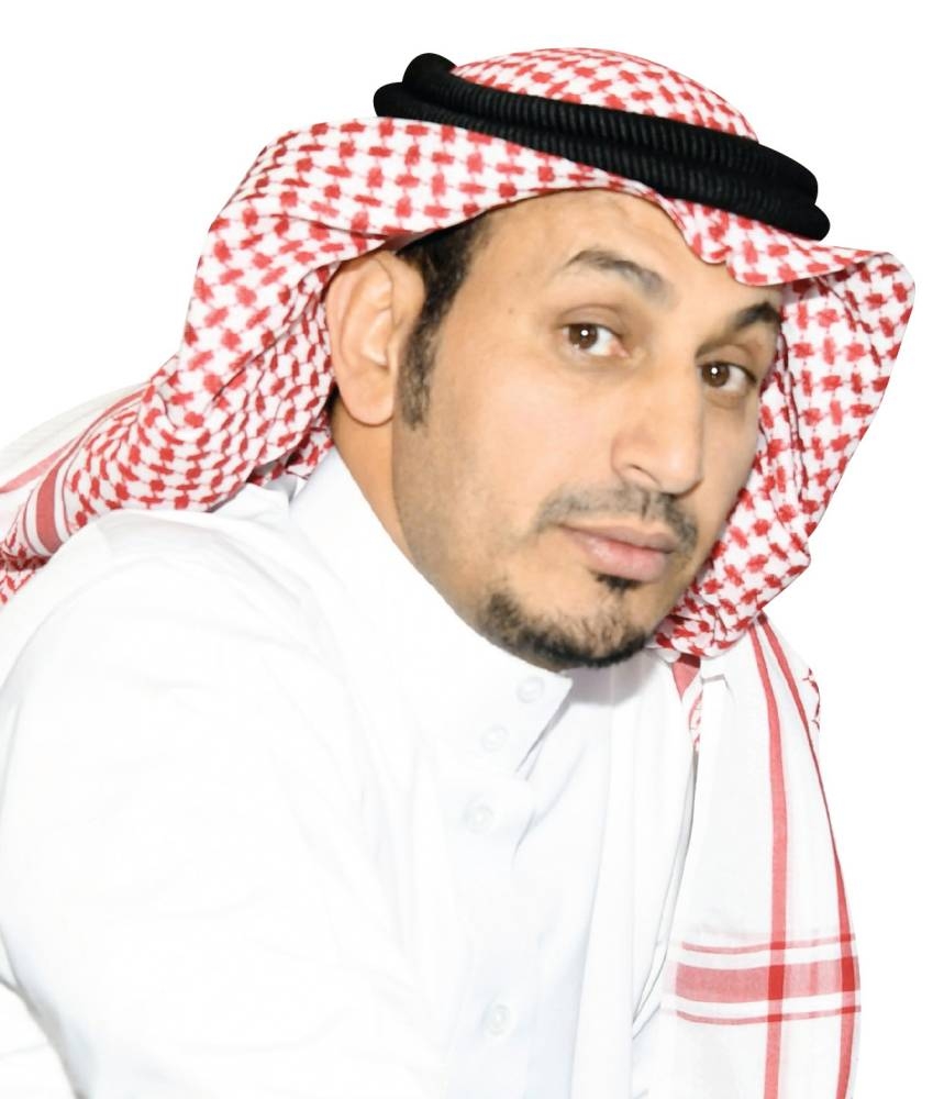 الغذامي: المتنبي لابسٌ للحكمة متلبّس بالنسق!