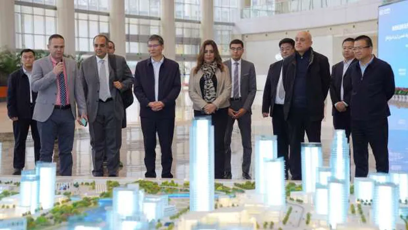 وزيرة التنمية المحلية تستعرض فرص التعاون مع الشركات الصينية في سيتشوان