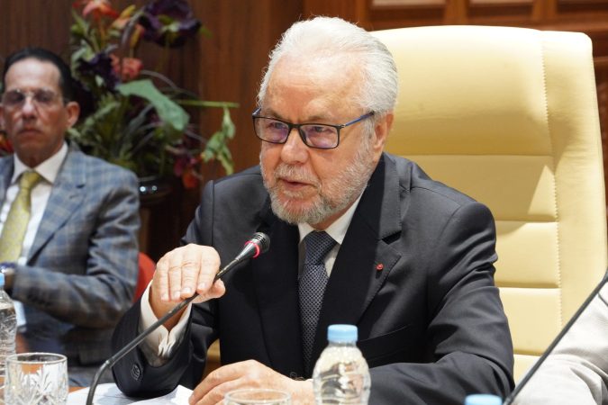 الأمين العام للحكومة: نحن في مفترق إرادات مختلفة والزمن القانوني والسياسي ليسا دائمًا في تناغم