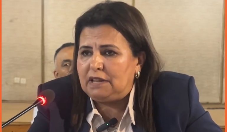 مرشحة « الأحرار » مينة حروزى تفوز برئاسة جماعة القنيطرة في جلسة مغلقة بعد اعتقال 5 منتخبين