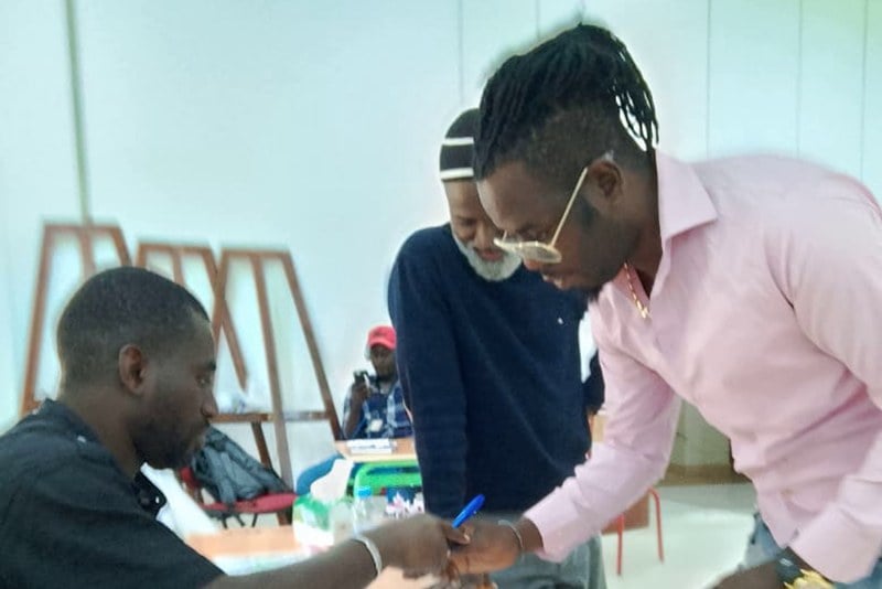 السنغاليون يصوتون في مدينة العيون