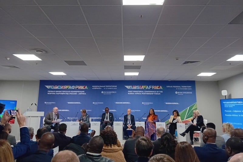 “الهيمنة وسوء النية”.. مسؤولون روس يتهمون الغرب باستعمار إفريقيا من جديد