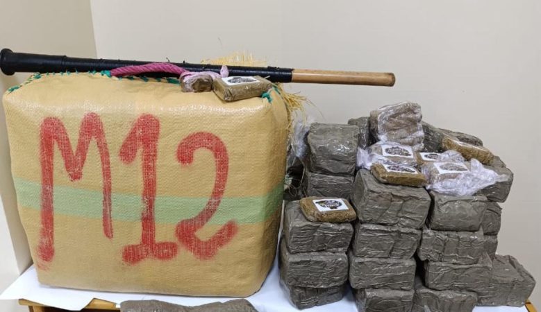 حجز رزمتين من مخدر الشيرا بطنجة وتوقيف أربعة متورطين