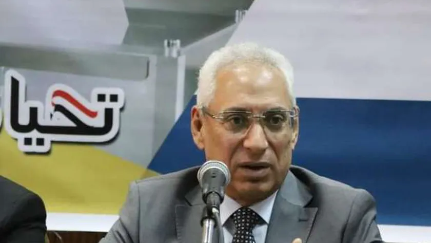 رئيس جامعة المنيا يؤكد: الاتحادات الطلابية مصنع القيادات المستقبلية