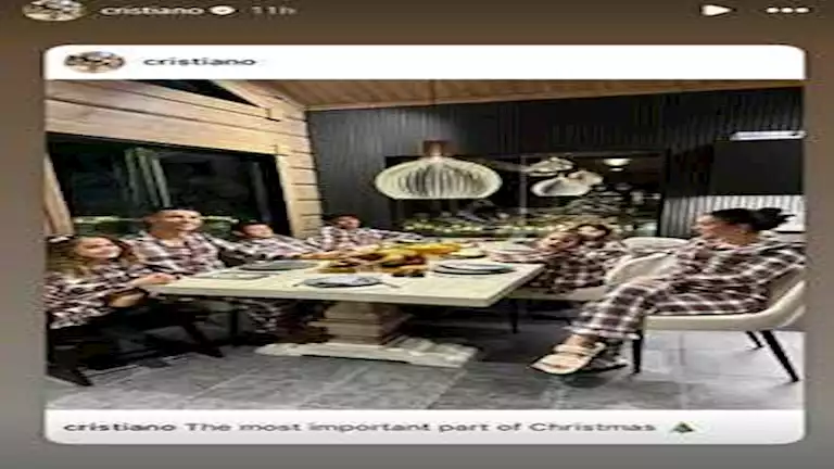 ستوري نجوم كرة القدم.. احتفال رونالدو بالكريسماس.. الحضري في الجيم.. سيارة حجازي