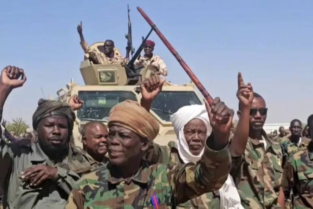 وسط أنباء متضاربة.. من يسطر على قاعدة «الزُرق» في دارفور؟