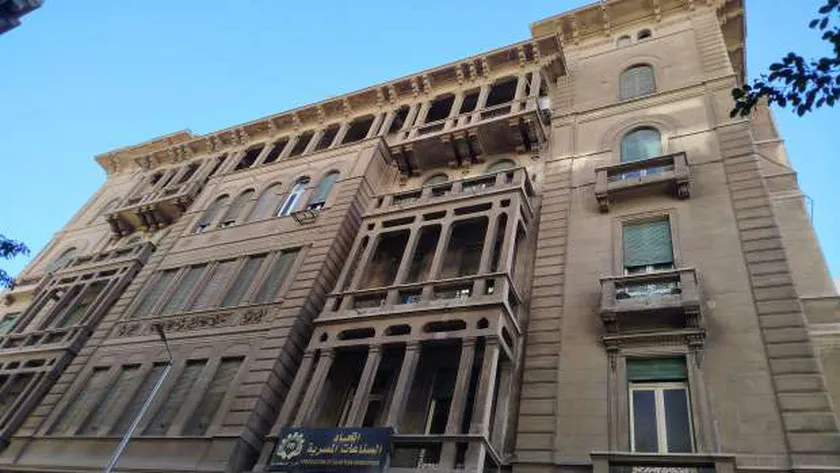 «عمارة كامبوس».. حكاية عقار متميز على الطراز الإيطالي في الإسكندرية