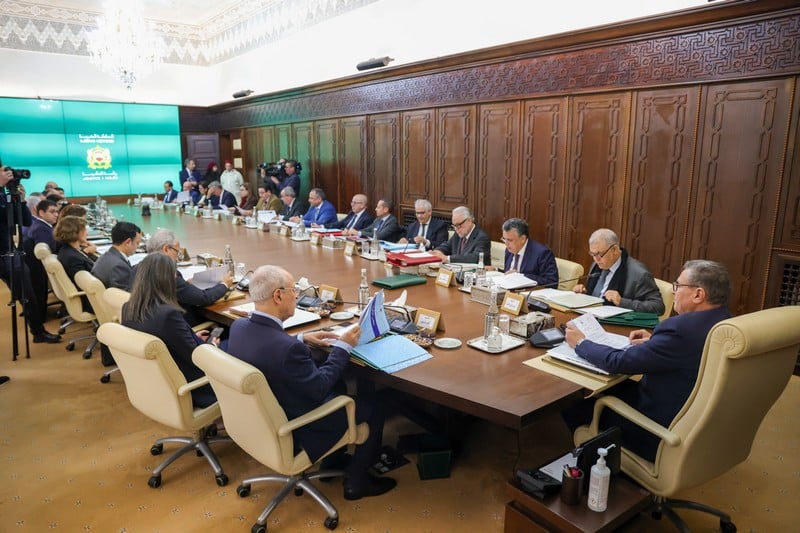 وزراء الحكومة يفرجون عن جميع “تفويضات كتاب الدولة” بعد طول انتظار