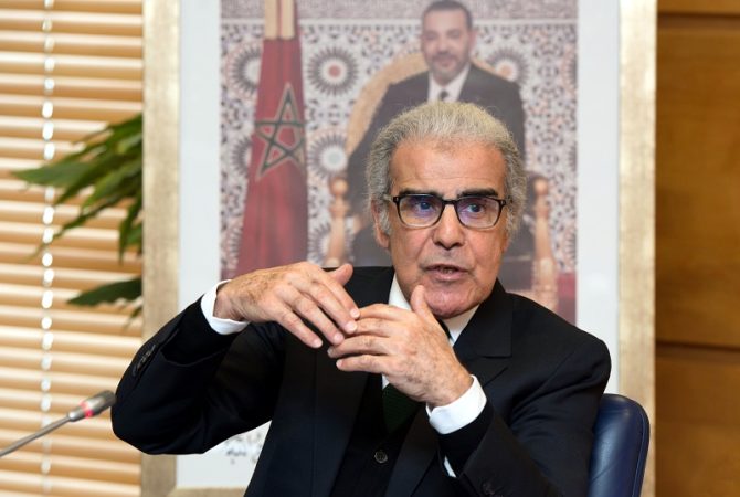 بتك المغرب يحذر من منصة استثمارية تعد بأرباح مالية مستخدمة هويته وصورة الجواهري