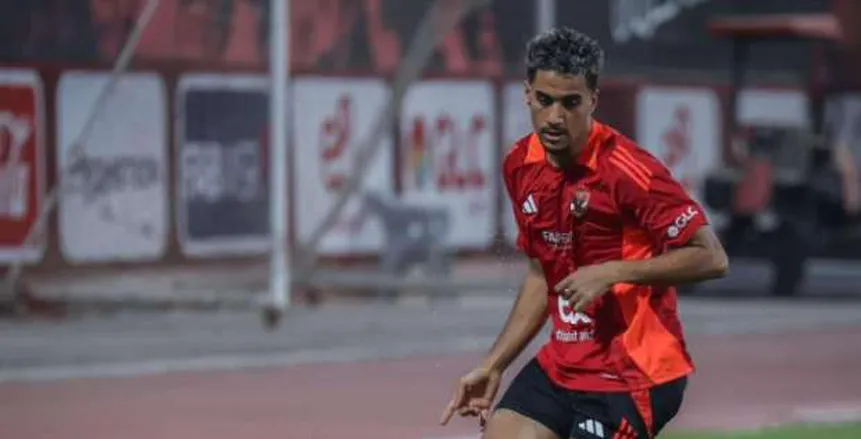 تحقيق عاجل في الأهلي بسبب 3 لاعبين.. «أزمة جديدة»