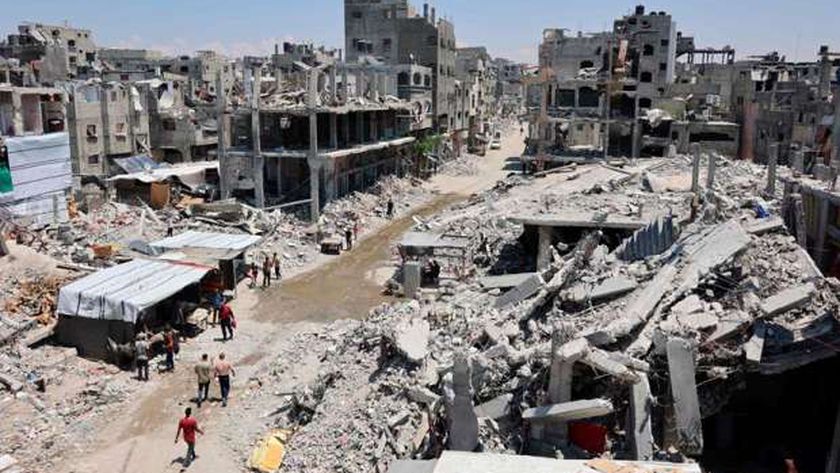 أستاذ علوم سياسية: مصر ترفض تهجير الفلسطينيين وتركز على إعادة الإعمار