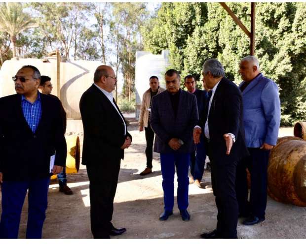 {"description":"\u0648\u0632\u064a\u0631 \u0627\u0644\u0625\u0646\u062a\u0627\u062c \u0627\u0644\u062d\u0631\u0628\u064a \u064a\u062c\u0631\u064a \u062c\u0648\u0644\u0629 \u0645\u0641\u0627\u062c\u0626\u0629 \u0641\u064a \u0645\u0635\u0646\u0639 18 \u0627\u0644\u062d\u0631\u0628\u0649"}