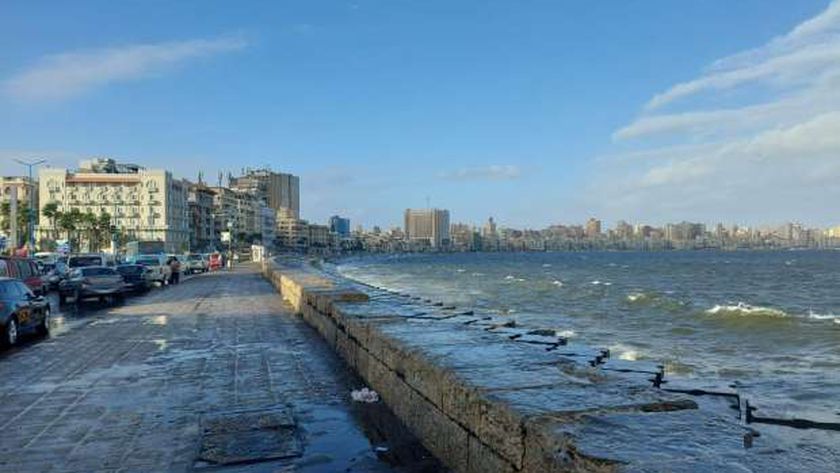 حالة الطقس غدا السبت.. «الأرصاد» تحذر من شبورة كثيفة واضطراب الملاحة