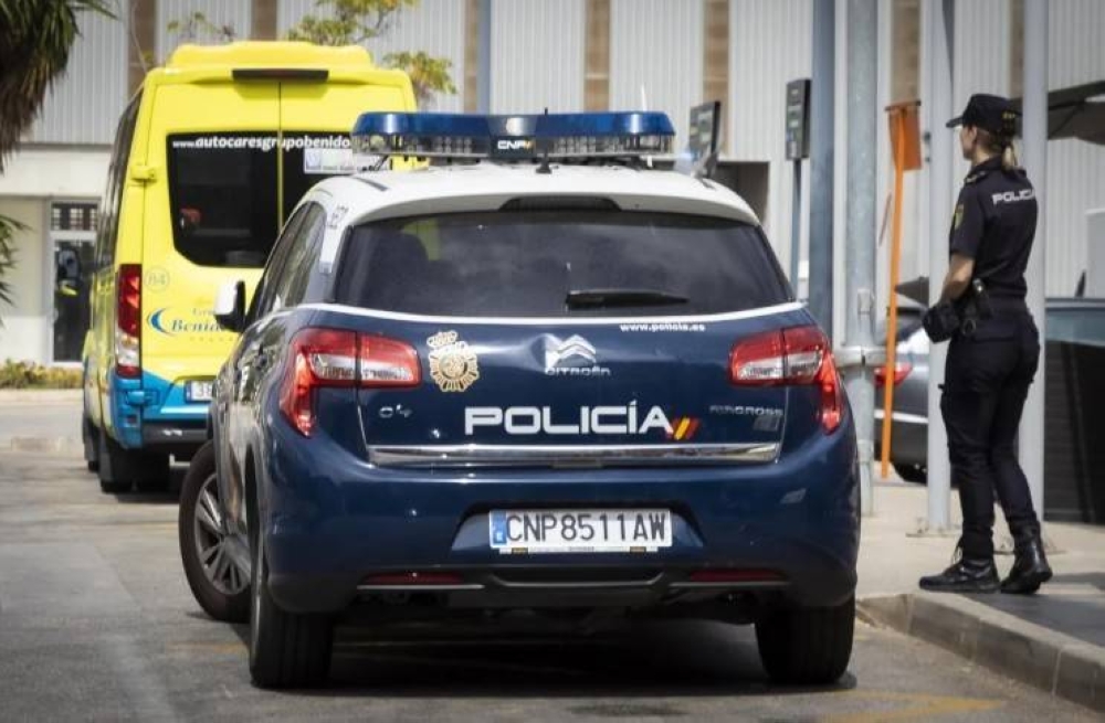 إسبانيا.. القبض على رجل هاجم المارة بسكاكين في فالنسيا