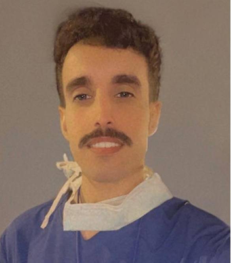 ممرض ينقذ حالة حرجة على متن طائرة متجهة لـ«بيشة»