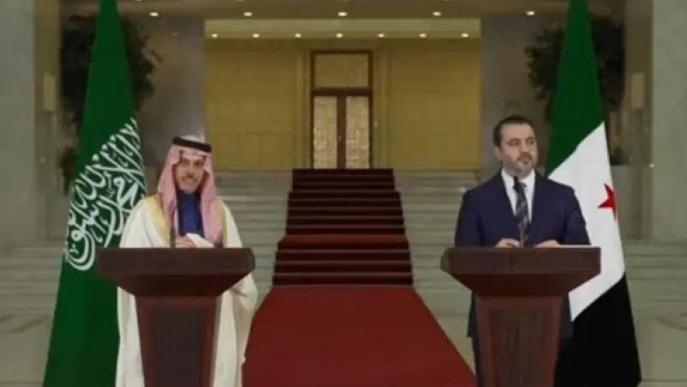 فيصل بن فرحان: اتصالات سعودية – دولية لرفع العقوبات عن سورية