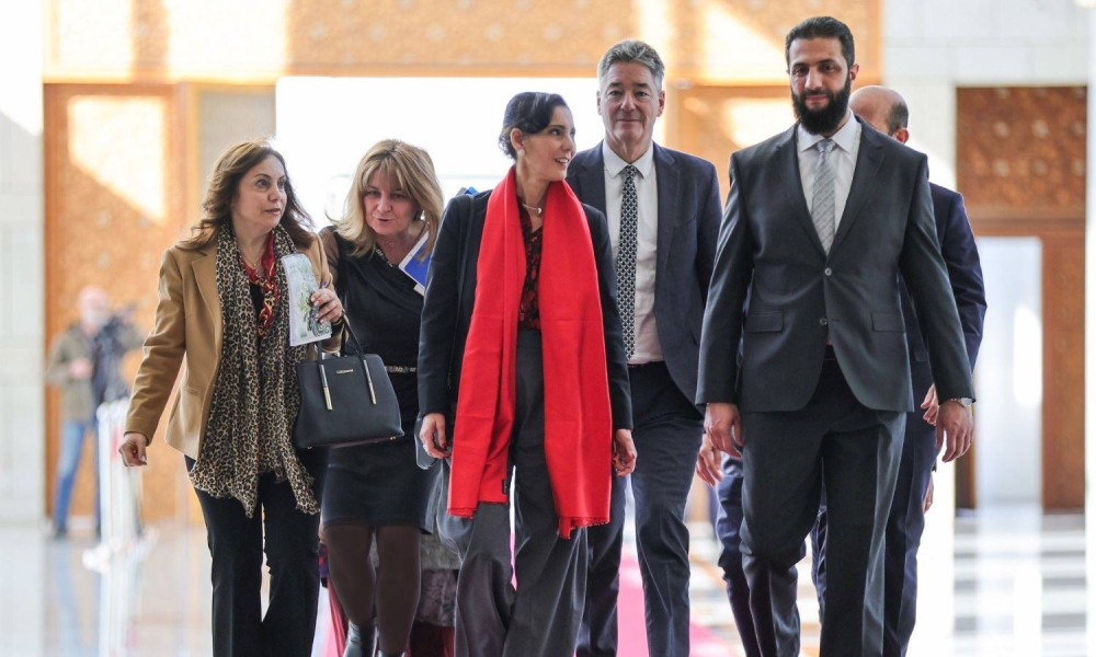 مسؤولة أوروبية: لا عودة مكثفة للاجئين السوريين