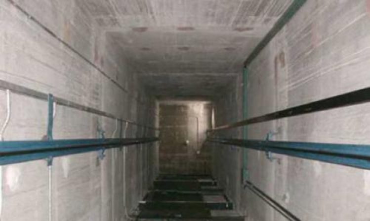 إصابة سيدة وابنها في حادث سقوط مفاجئ لمصعد شركة « كيتيا » بالرباط