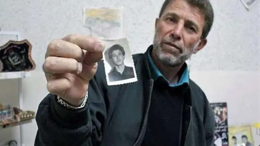 عميد الأسرى الفلسطينيين يرى النور بعد 44 عاما.. ما مستقبل نائل البرغوثي عقب الإفراج عنه؟