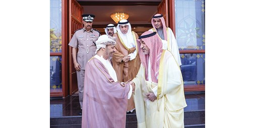 الكويت وعمان تبادل الخبرات لتعزيز قدرات الأجهزة الأمنية والتصدي للتهديدات