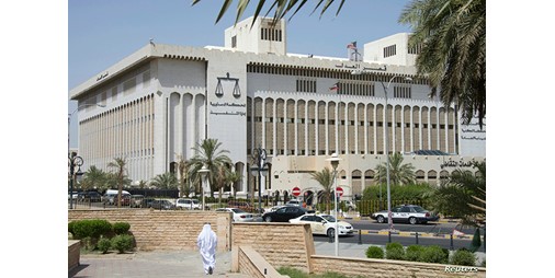 الجنايات تبرئ النائب السابق أنور الفكر من الدعوى الثانية المتهم فيها بالإساءة إلى مسند الإمارة