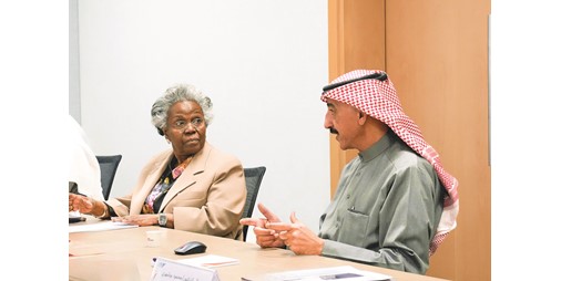 وزير الكهرباء بحث مع مدير عام التقدم العلمي الوثيقة البيضاء للتحول في مجال الطاقة