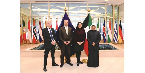 العريفان أهمية نقل التجارب الديبلوماسية إلى الشباب