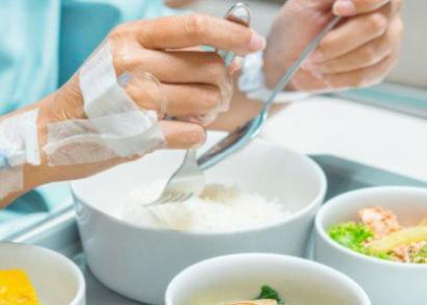 ما الحالات التي يجب فيها إفطار المريض فورا.. هل أنت من بينها؟